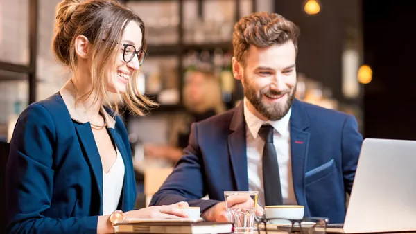 From Small Talk to Smart Talk: 7 Conversation Starters for Global Professionals